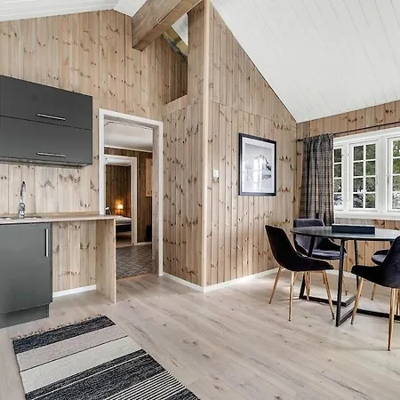 Modernized Standalone Sorreisa - Holiday home *