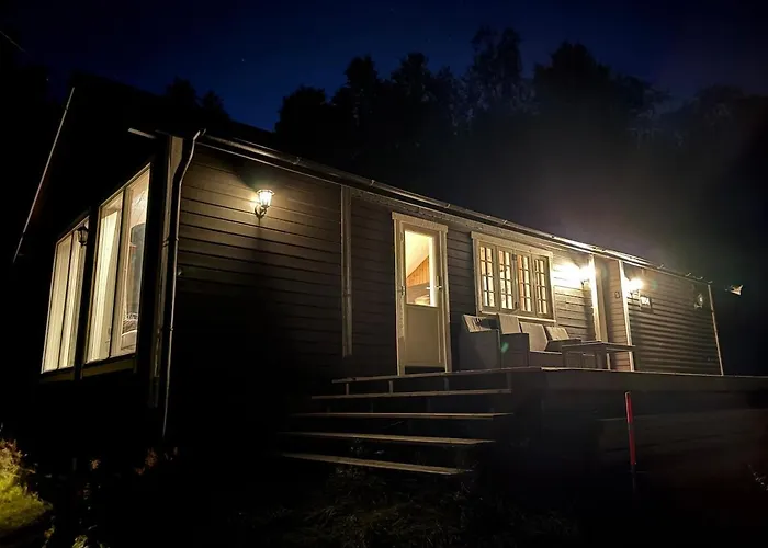 Modernized Standalone Sorreisa - Semesterbostad